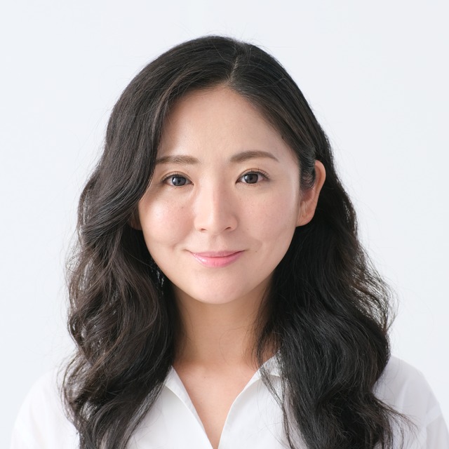 楠 麻里 氏